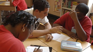 Through Kellogg’s partnership with Communities in Schools of Chicago (CISC), Kellogg students are gaining leadership skills and improving opportunities for Chicago public school students.  
