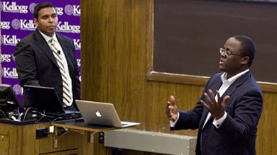 Dheeraj Sultanian ’11 (left) and Carl P. Evans III ’11 present their winning business plan to a panel of alumni judges at the Kellogg Sustainability Challenge. 
