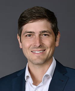 Scott   Baker