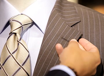 Harry Rosen establishes consumer trust with every suit they sell.