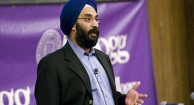 Faculty Co-Chair Mohanbir Sawhney 