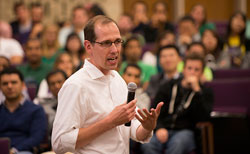 “Do justice to your own abilities and the opportunities you have here at Kellogg,” Professor Niko Matouschek said. “Work together and make this a year to remember.”