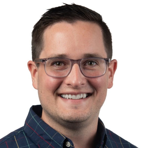 Headshot image of Clinton Marks