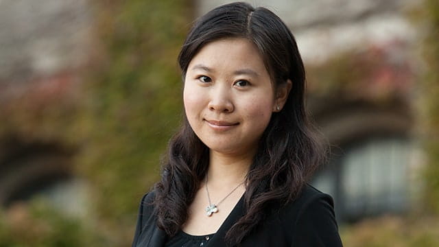 A portrait of Cheng Li, a one-year MBA student at Kellogg.