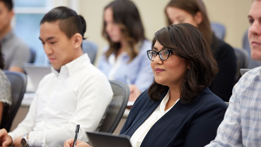 Kellogg M.S. in Management Studies students in the classroom