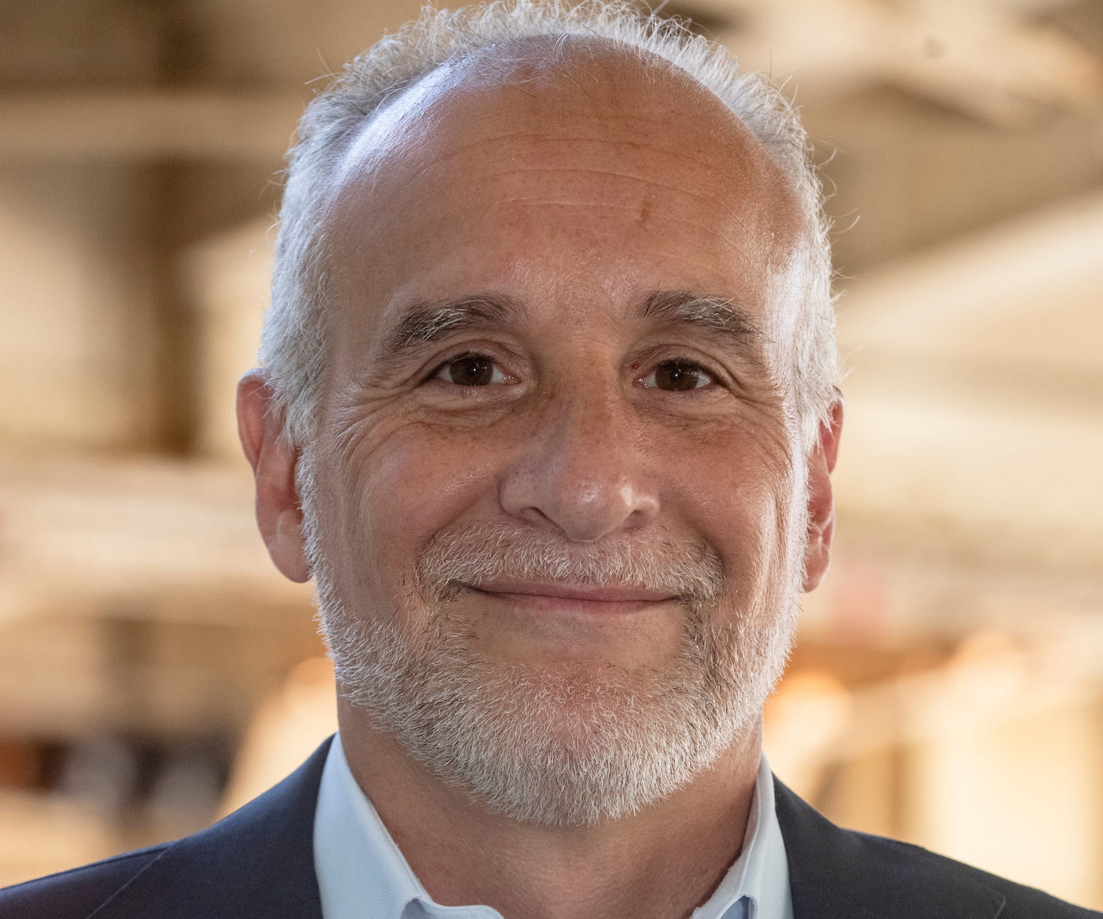 Headshot of Julian Posada