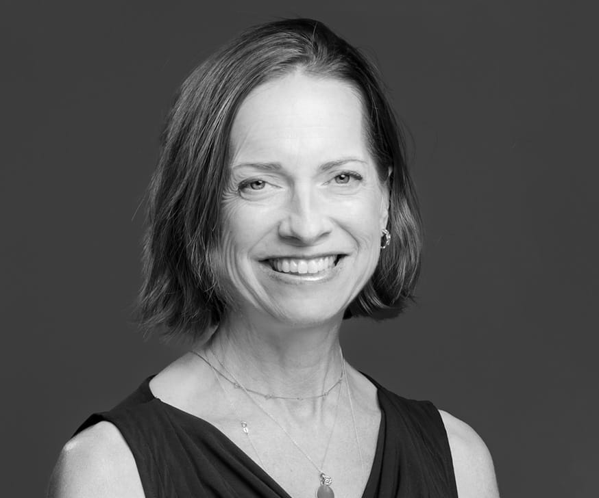 Headshot of Ellen Carr, faculty at the Kellogg School of Management