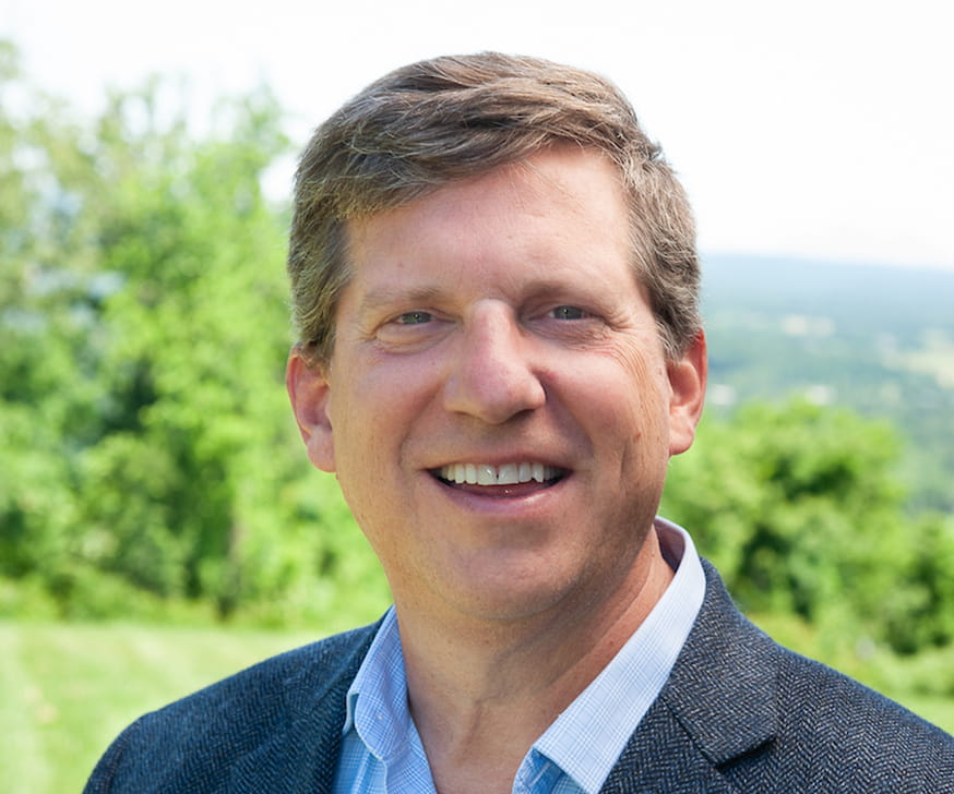 Headshot of Eric Letsinger, faculty at the Kellogg School of Management