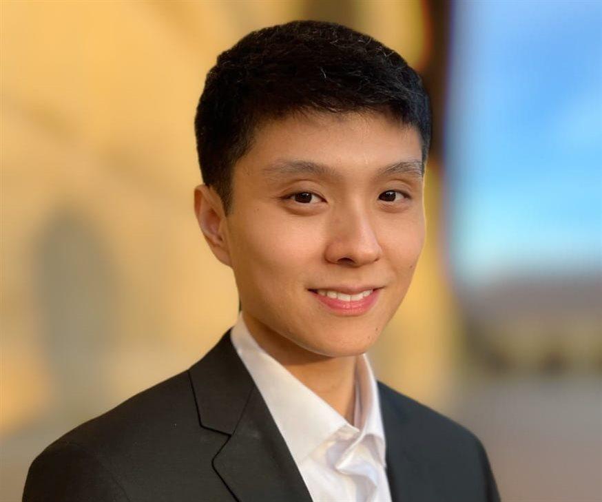 Headshot of Lin Fan, faculty at the Kellogg School of Management