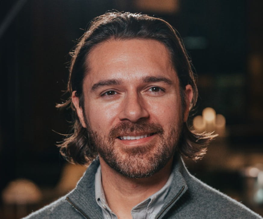 Headshot of Matthew Roling, faculty at the Kellogg School of Management