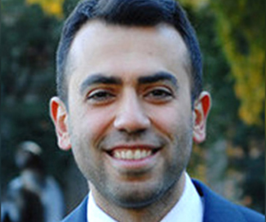 Portrait of Pooya Molavi, Faculty at the Kellogg School of Management