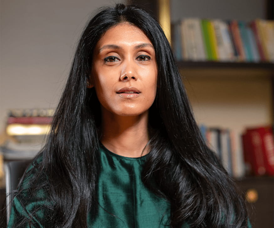 Headshot of Roshni Nadar Malhotra, Kellogg alum '08