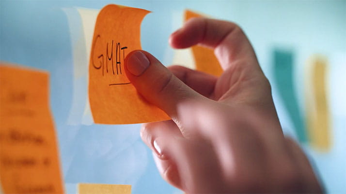 Multiple post-it notes on a wall