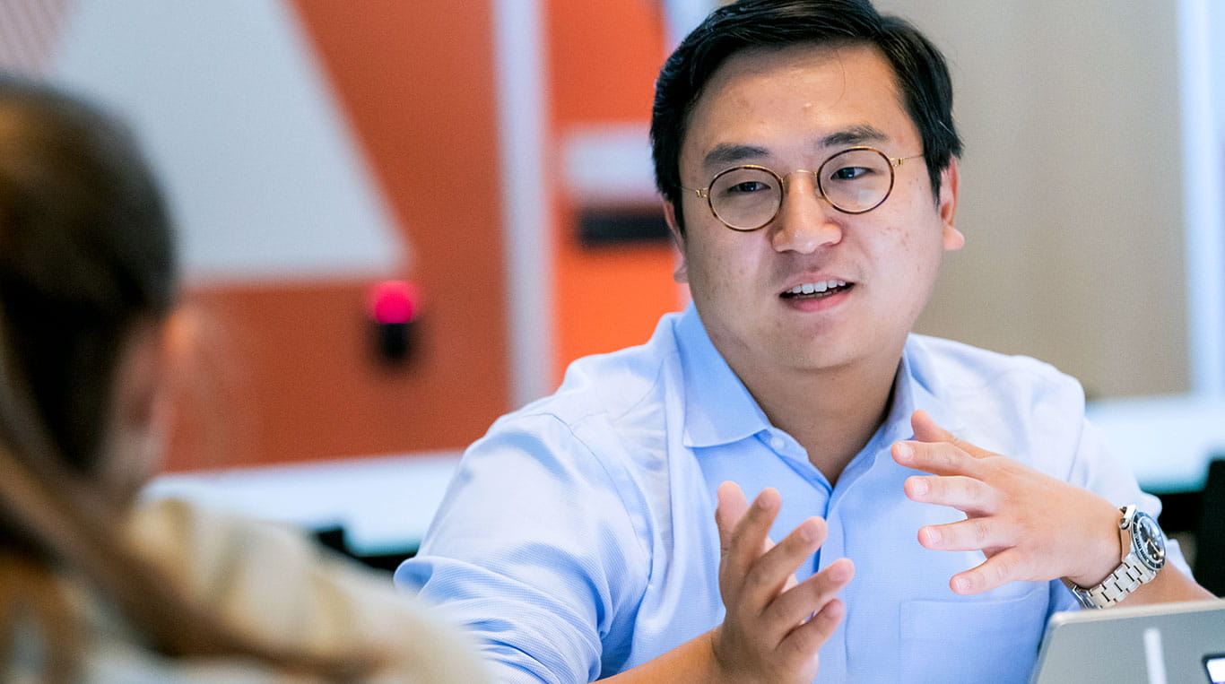 Kellogg MBA students discussing together