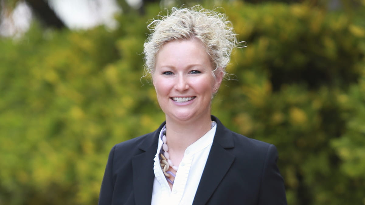 Emily Haydon discusses Evening & Weekend MBA admissions