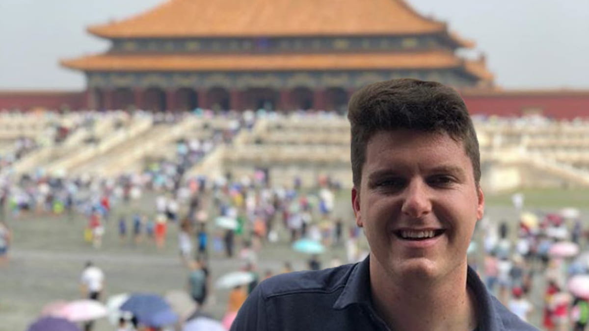 Grant Fineman (2Y 2021) shares his experience interning for Chicago's mayor, Lori Lightfoot, during COVID-19 and why the public sector needs Kellogg MBAs.