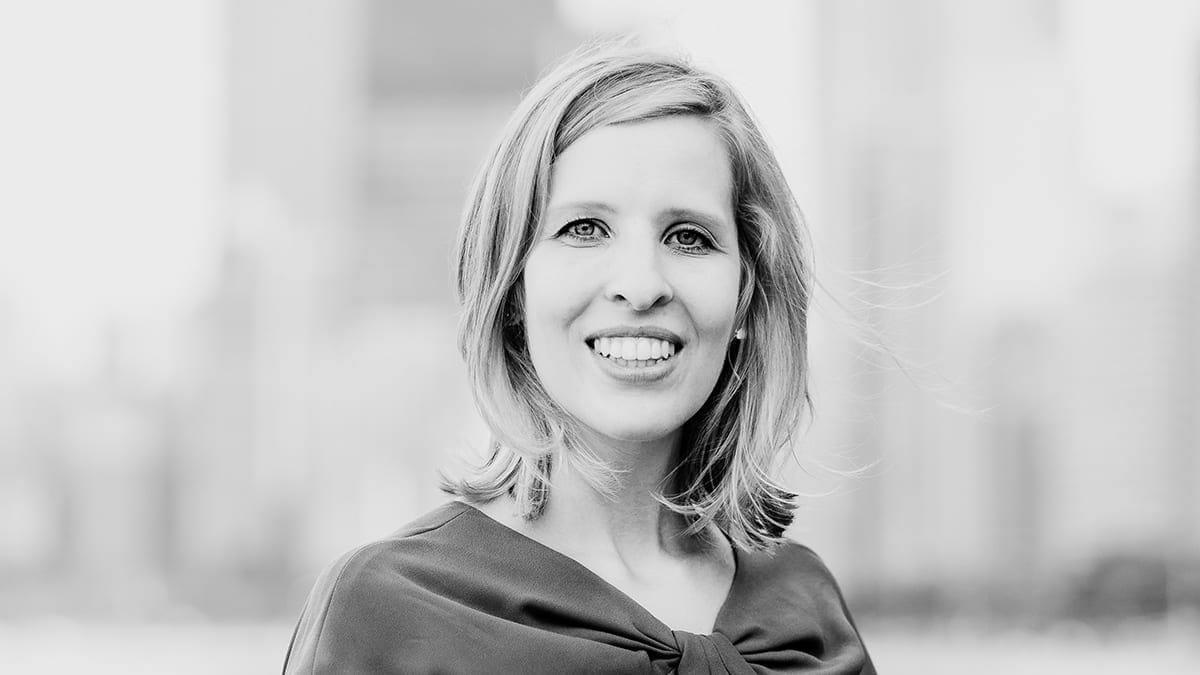 Corbin Rugh (E&W 2021), VP for the E&W Women's Business Association, shares her Kellogg experience and the network of women who contributed to her growth.