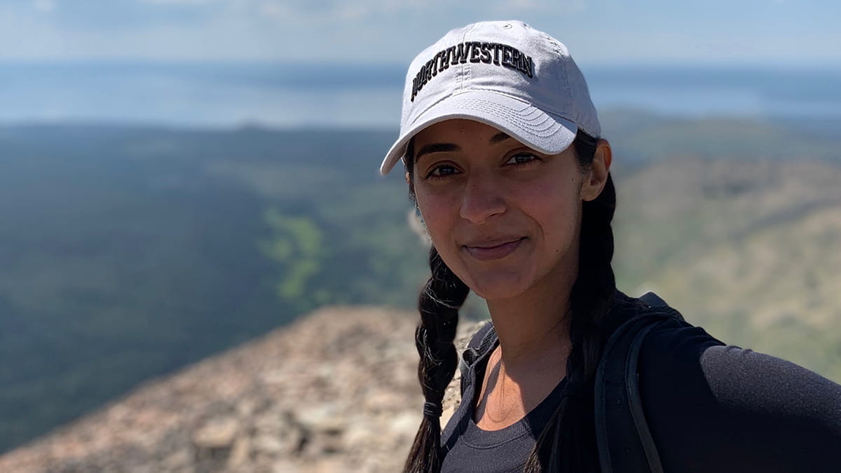 Evening & Weekend WBA member Zareen Khan (E&W 2023) shares the importance of building strong female networks and choosing to challenge the idea of competition.