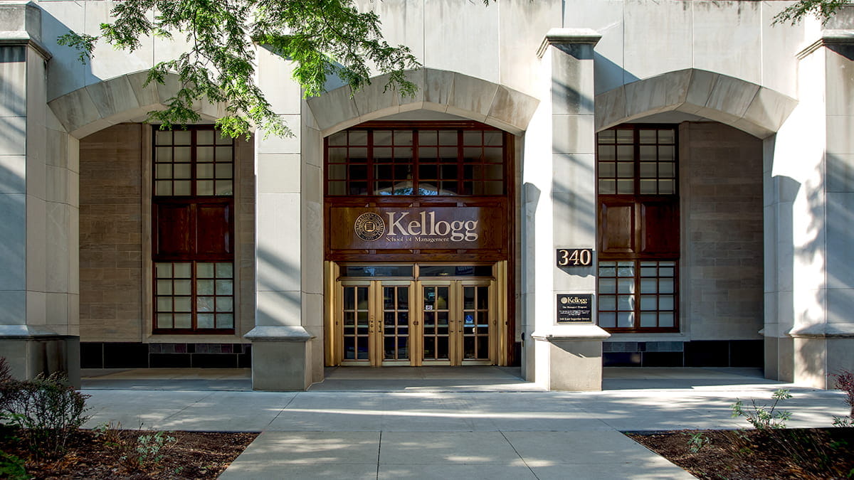 Alyssa Jackson, Kellogg's associate director for E&W Program admissions, gets answers for the most frequently asked questions on financing a Kellogg E&W MBA.