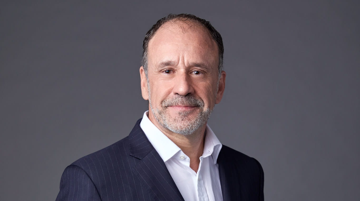 Kellogg Leaders in action: Paving the road to leadership | Kellogg ...