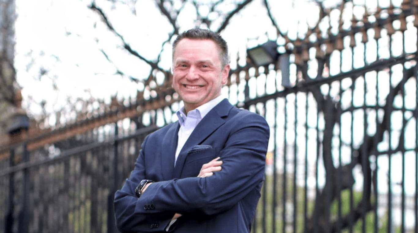 Kellogg professor Jim Lecinski