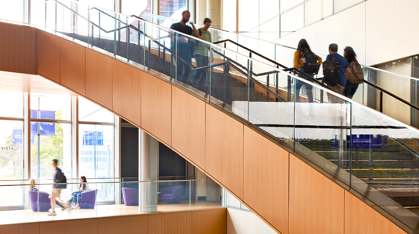 Kellogg students inside the Global Hub
