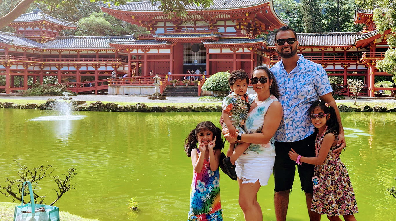 Amanda Chawla ’23 Executive MBA with her family