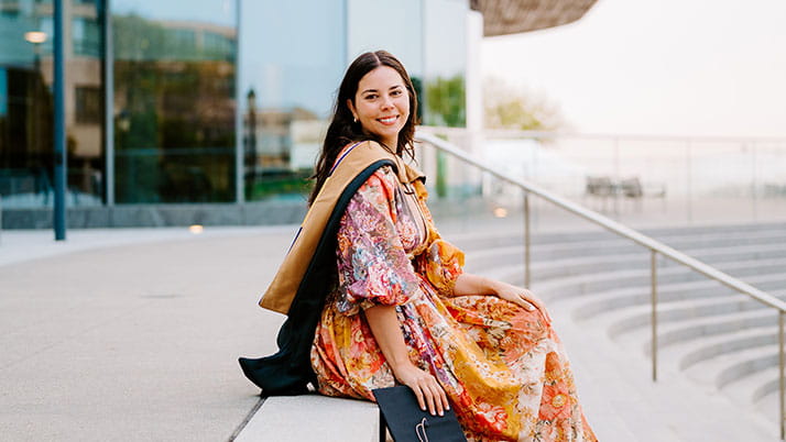 Monica Martens ’23 MBA, principal at Inicio Ventures, is a recipient of the Social Impact & Sustainability Award that Kellogg provides to a select few graduating MBAs who want to pursue a career in social impact.