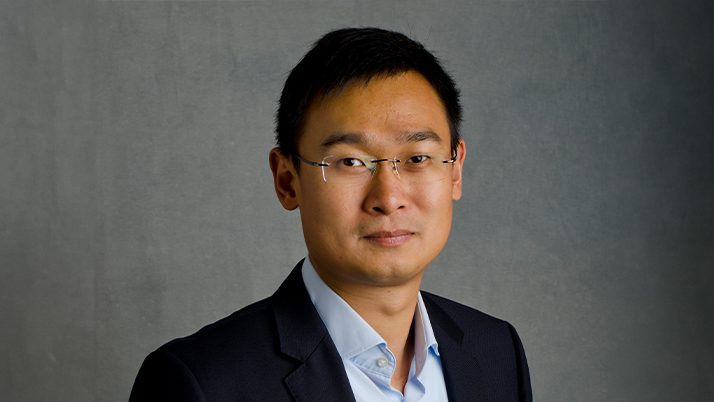 Dashun Wang serves as the director of the Center for Science of Science and Innovation and co-Director of the Ryan Institute on Complexity