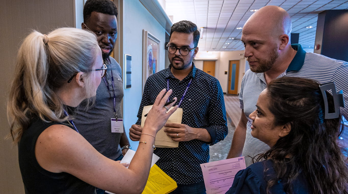 The Executive MBA (EMBA) at Kellogg fosters a global community of business leaders.