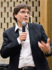Florian Zettelmeyer